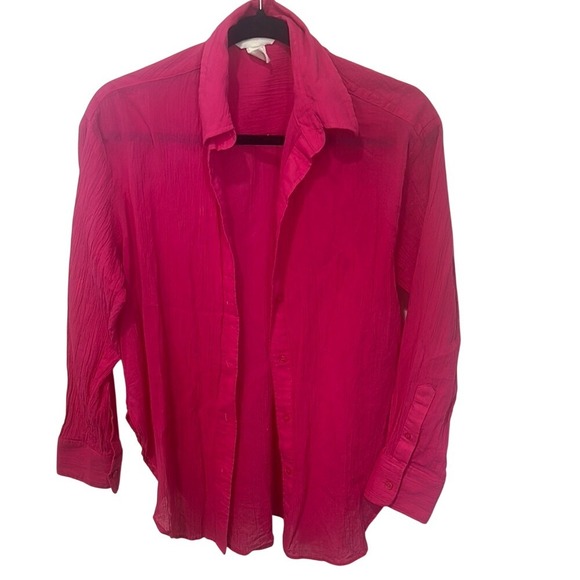 H&M Tops - Vibrant Pink Button-Up Shirt